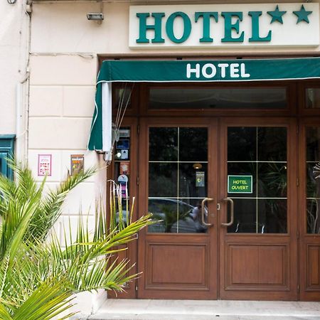 Hotel De La Gare Доль-де-Бретань Екстер'єр фото